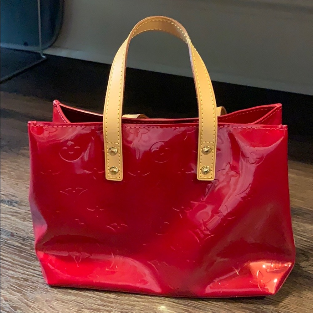Authentic Louis Vuitton Cuir Verni